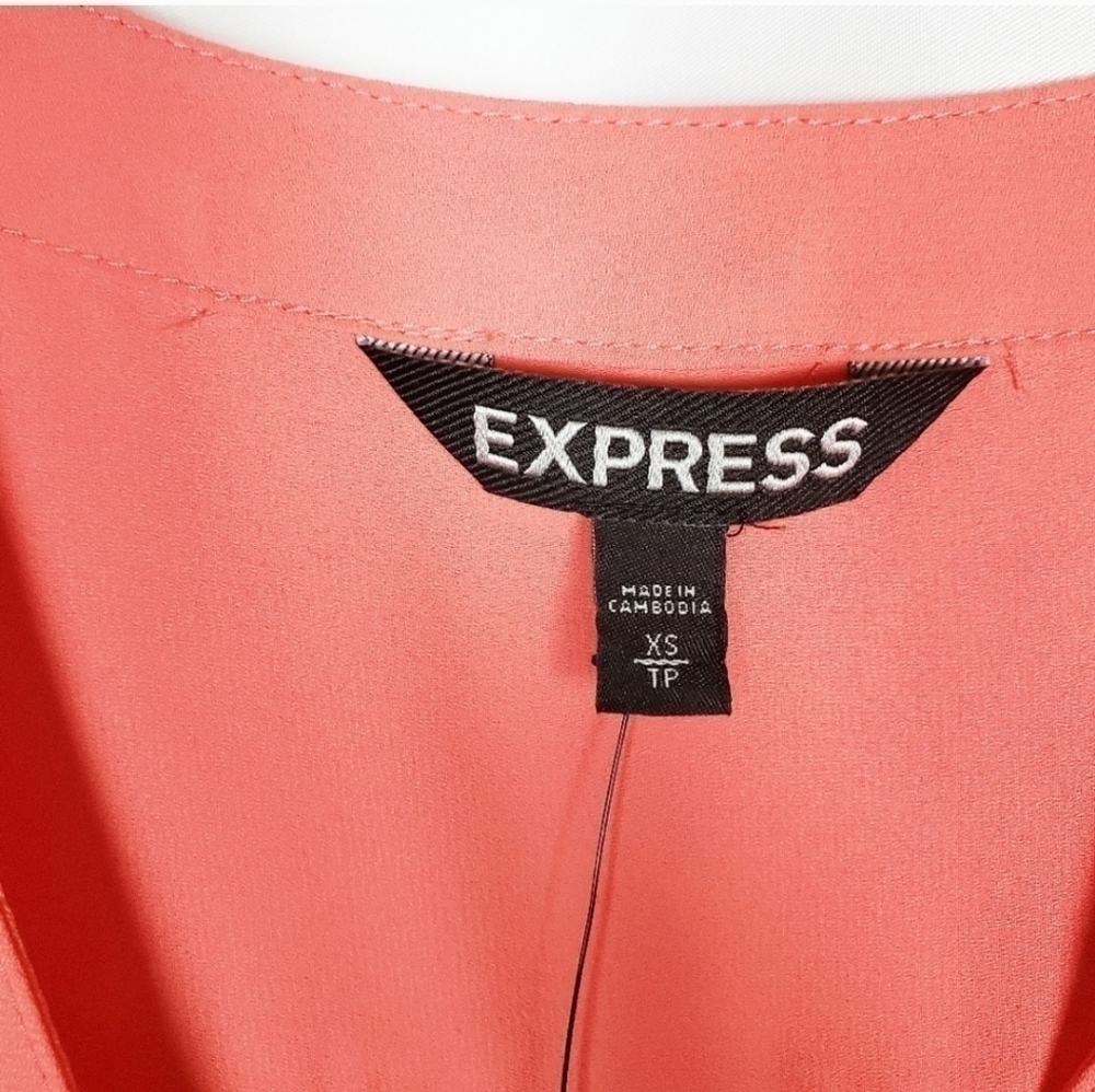 EXPRESS sleeveless blouse - Picture 4 of 5
